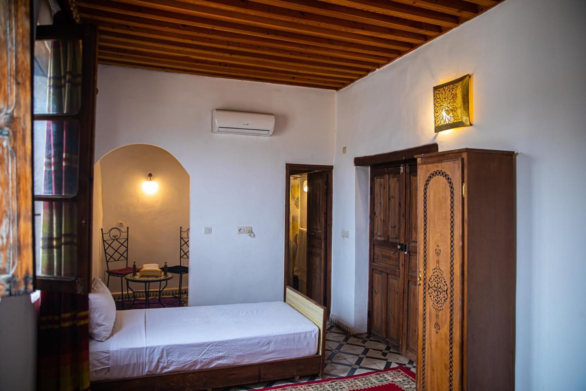 Dar Fez Arinas Hotel Luaran gambar